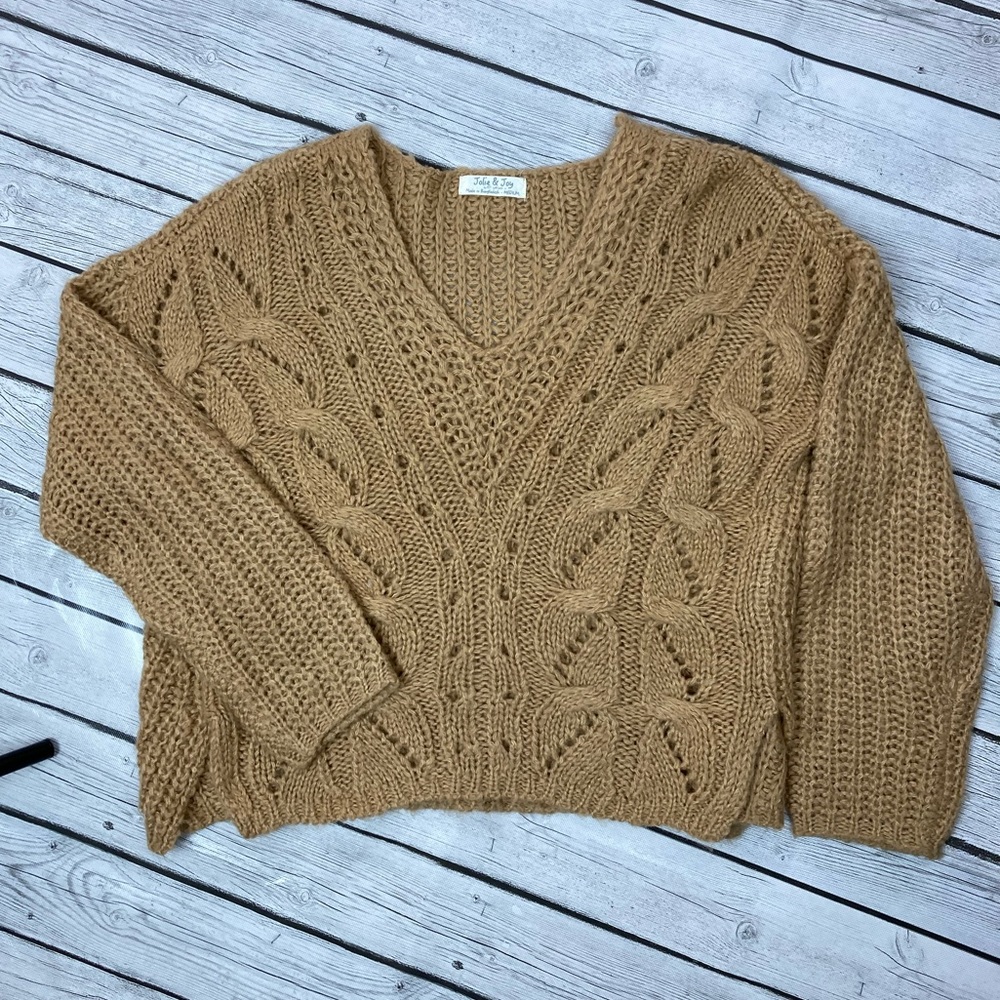 Jolie & Joy Chunky Cropped Sweater